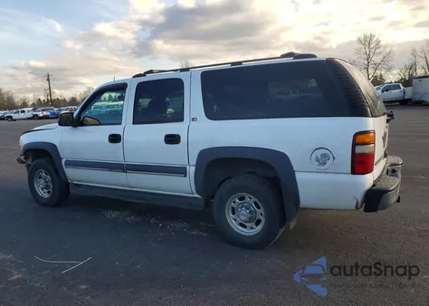 2002 Chevrolet Suburban K2500 z USA, uszkodzony, nr VIN 3GNGK26U52G209223